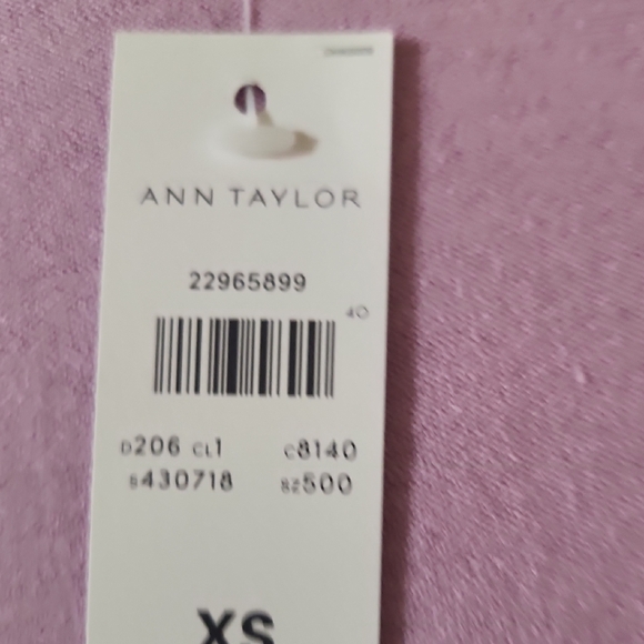 Ann Taylor Cardigans In Four Colors - Picture 8 of 8